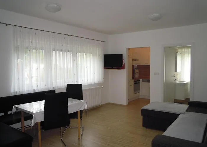 Apartament Familie Jarnig Inge *